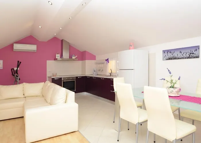 Apartman Kor Ula