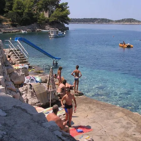 Kor Ula بريسبا